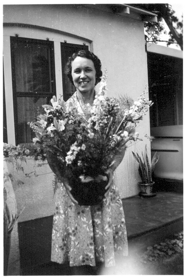 Annie Marie Tanner Pomeroy loved flowers